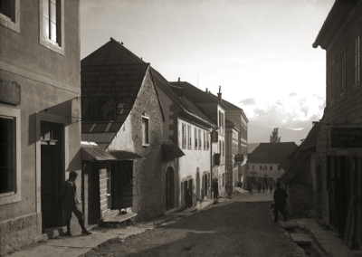Obrtnicka ulica Livno oko 1903. 1909. foto M. Kaic u vl. Ive Kaica kopija