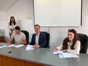 Potpisivanje prva nekretnina 3