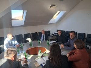 U Livnu održana sjednica Povjerenstva za razvoj i unaprjeđenje lokalne samouprave SOiGFBiH SAVEZ