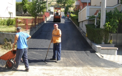 Radovi na asfaltiranju ulica u Livnu