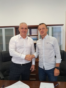 Potpisan ugovor za izgradnju sportskog igrališta u Mjetefskoj ulici u Livnu mejtefska2 1