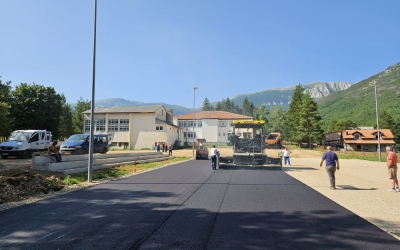 Javni poziv za dostavljanje prijedloga za sufinanciranje komunalne infrastrukture na ruralnom području Livna za tekuću godinu