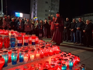 I u Livnu svijetli Vukovar! vukovar1